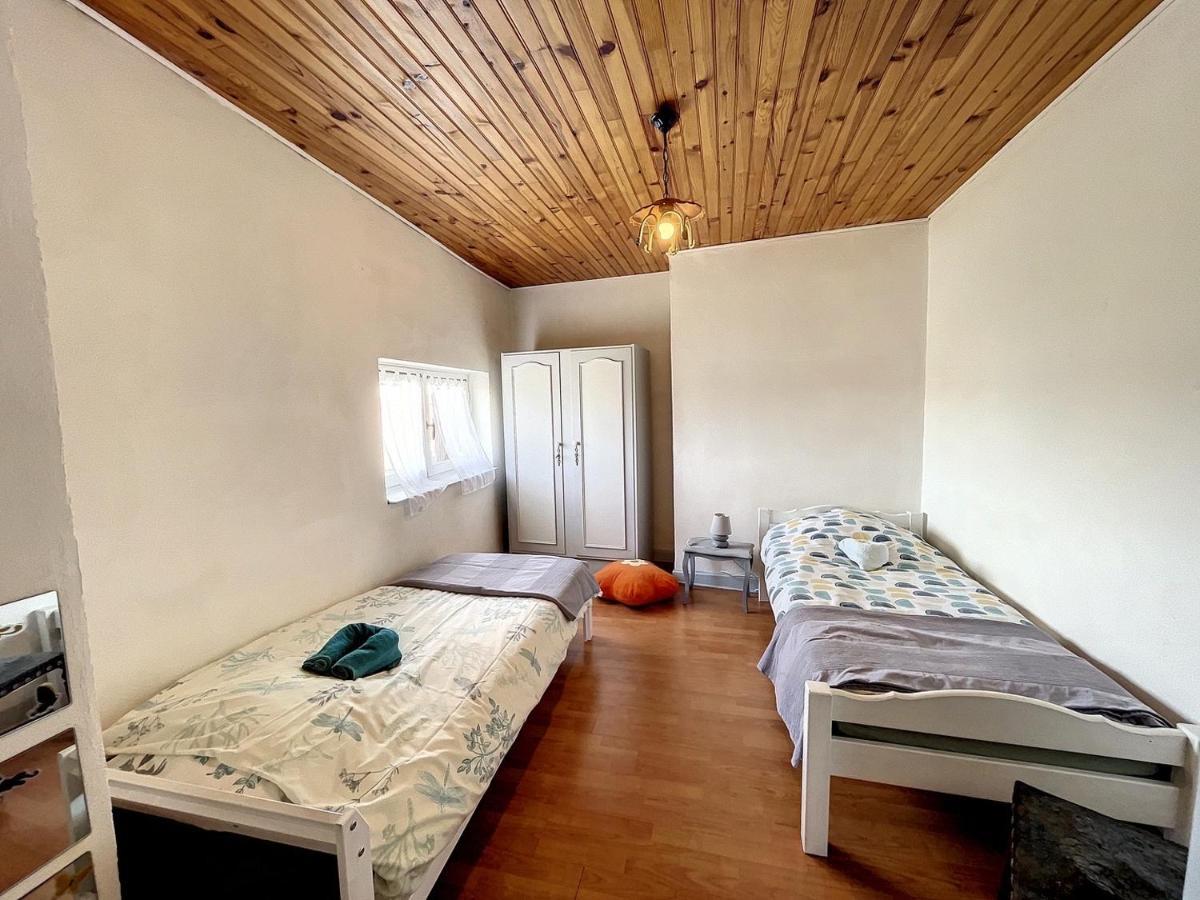 Appartement Independant Plein De Charme 2 Gannat